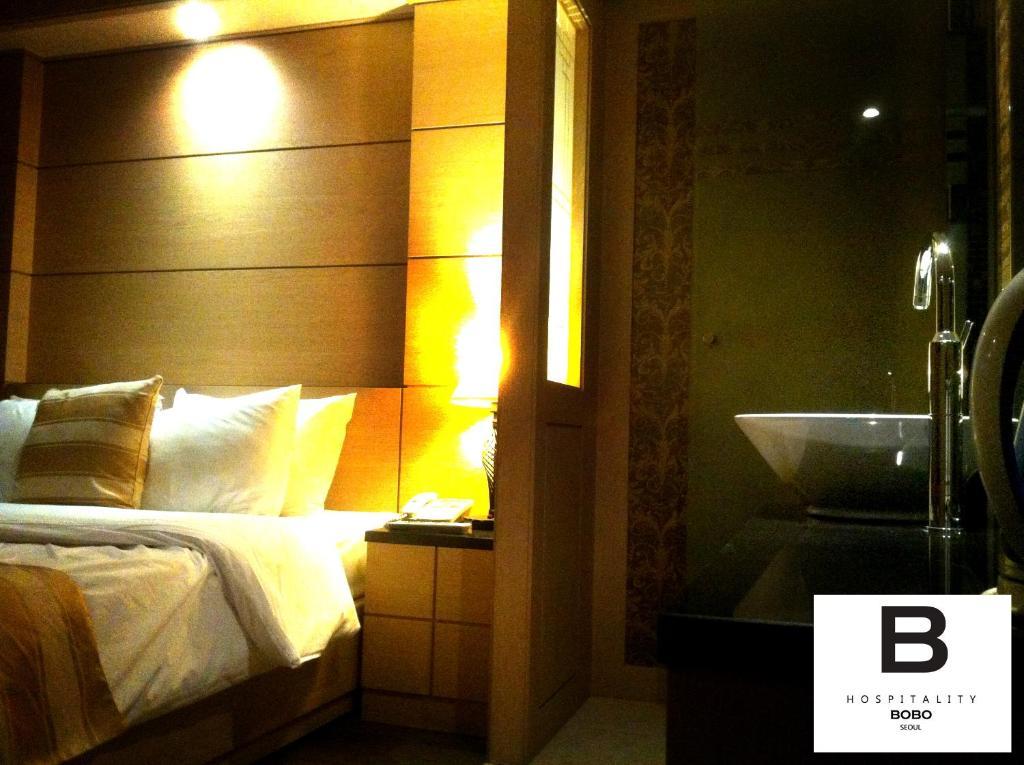 Bobo Hotel Hongdae Seoul Phòng bức ảnh